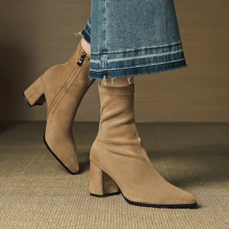 

Classic Women's Brown Suede Pointed Toe Block Heel Ankle Boots Retro Elegant Short Boots for Autumn Winter Office Footwear