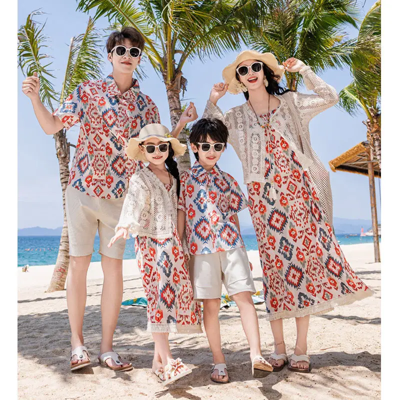 Beach Vacation Family Matching Outfit Mom Daughter Dress and Dad Son Shirt Set Couple Look Holiday Clothing for Parents and Kids