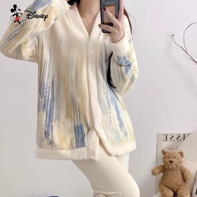 Ensemble pyjama chaud à manches longues pour étudiantes, Kawaii, vêtements de maison épais pour femmes, ensemble deux pièces doux et à la mode, Anime, hiver