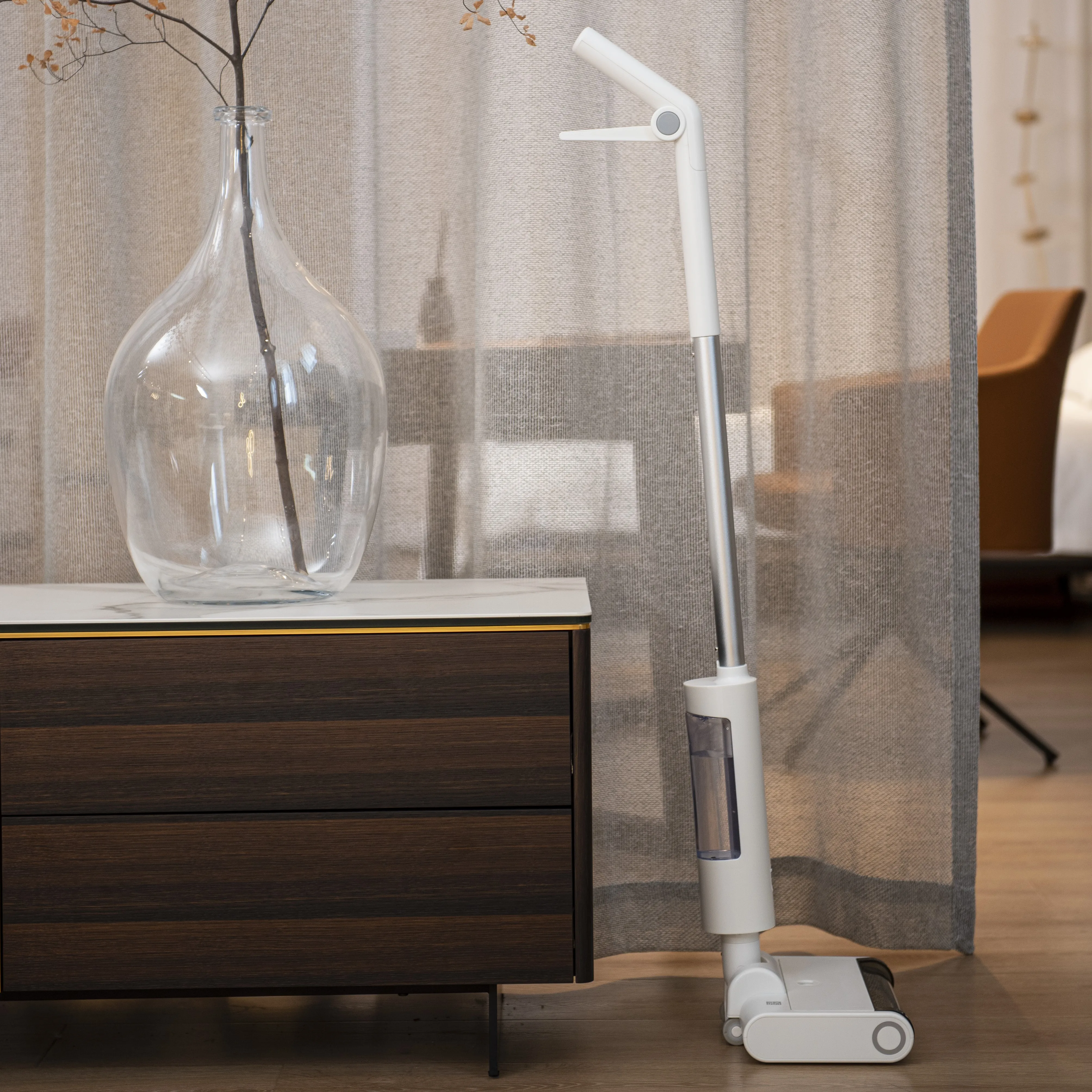2024 New Wireless Mini Cordless Handheld Vacuum Cleaner Good Quality Wet Dry Carpet Vacuum For Household Car German Operating
