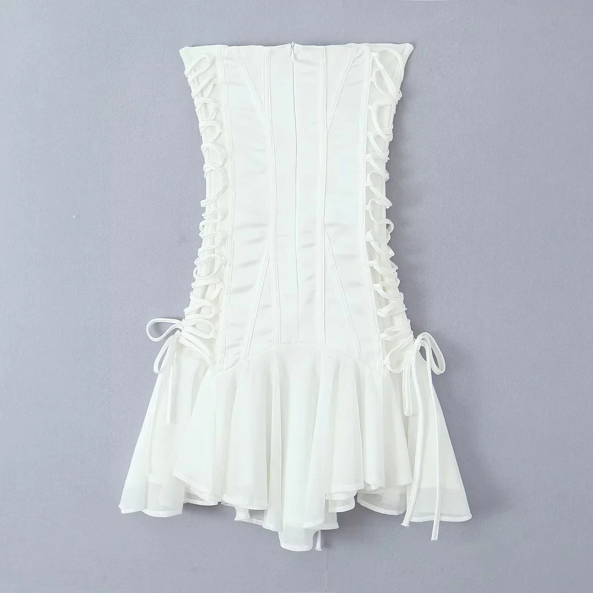 Mini vestido feminino Fahison branco, vestido de férias e acadêmico, Novo, 2024