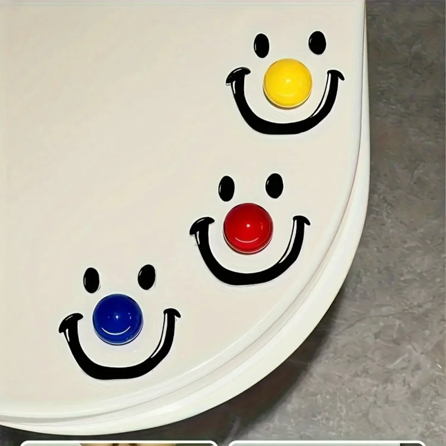 1pcs Smiling Toilet Lid Device Handheld Toilet Lid Cushion Lifting Bathroom Non Dirty Hand Flip Cover Artifact Unique Design