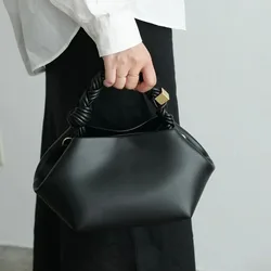 Large Hot Y2K Paris Designer Ins New Trendy Crossbody Bag - Hexagonal Woven Clouds Shoulder Handbag for Women with Premium Feel