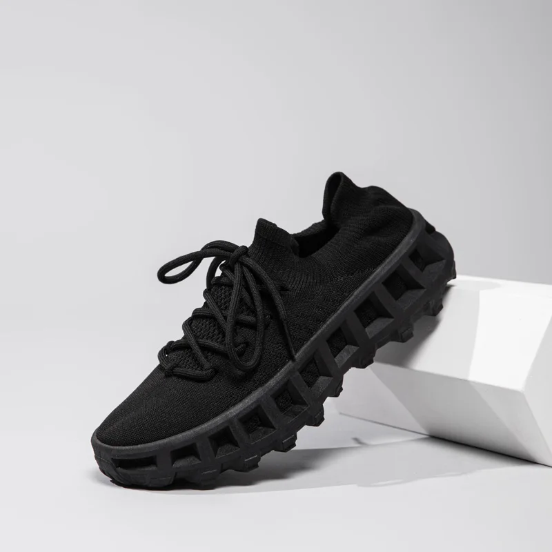 

Summer new flying woven mesh breathable thin one-pedal socks shoes running casual Joker sports tide shoes.