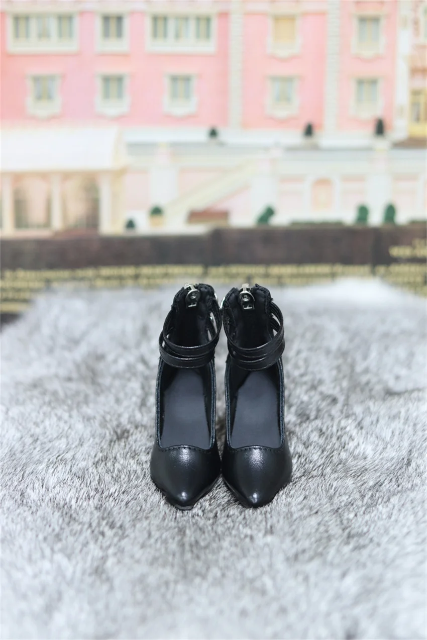 BJD Toy Shoes 1/3 female /SD/DD/SDGR/SD16 Pointed double-button high heels BJD doll accessories