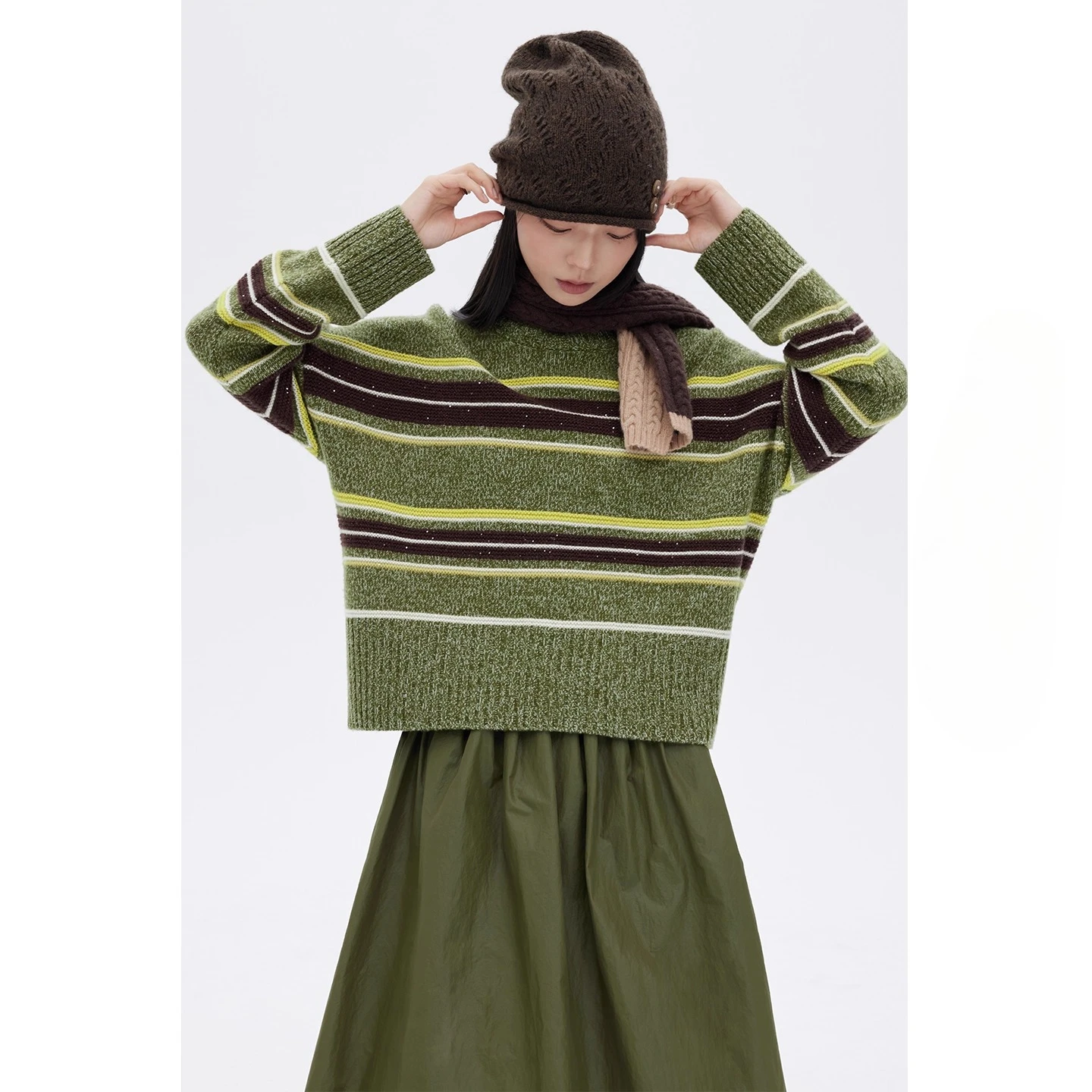 Spring and Autumn New Women's Sweater, Fashionable Commuting Striped Contrasting Round Neck 100 Pure Wool Knitted Sweater