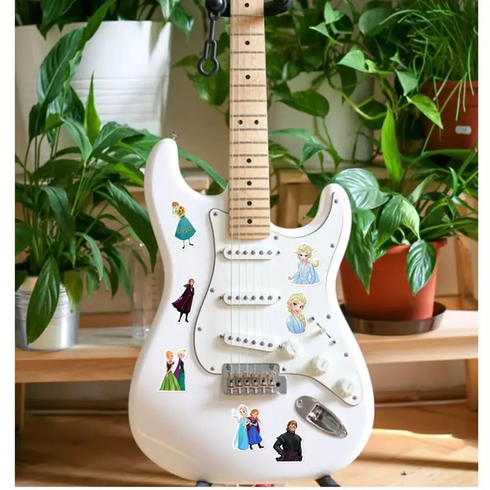 @50 stuks Disney cartoon gemengde prinses Mickey stickers gitaar bagage DIY stickers bagage decoratie mobiele telefoon notitieboekje cadeau