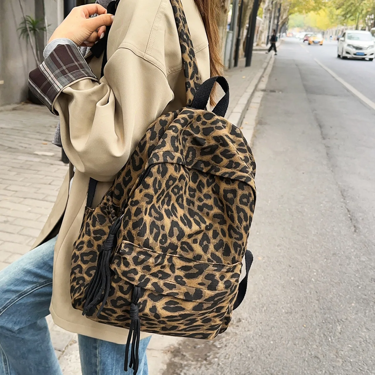 Leopard Print Women Backpack Large Capacity Schoolbag for Teenagers Girls Backpack Travel Canvas Bagpack Weekend Short Trips