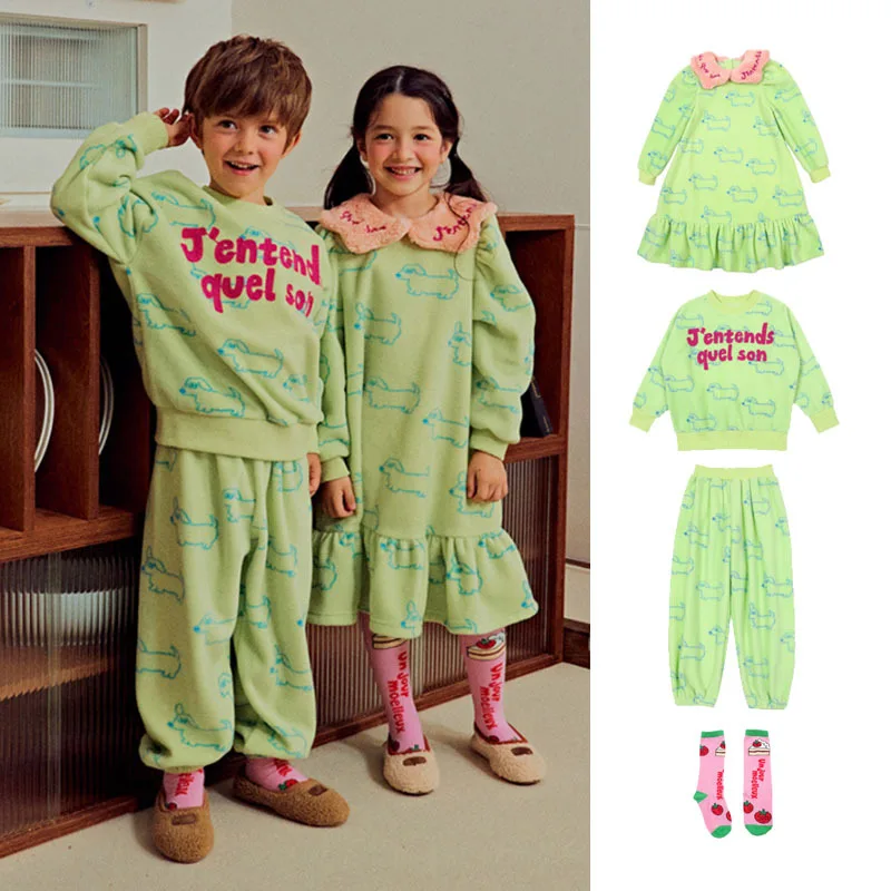 

BEBEBEBE spot 2023 autumn and winter melon green sweater set for boys and girls plus velvet puppy girl jumpsuit