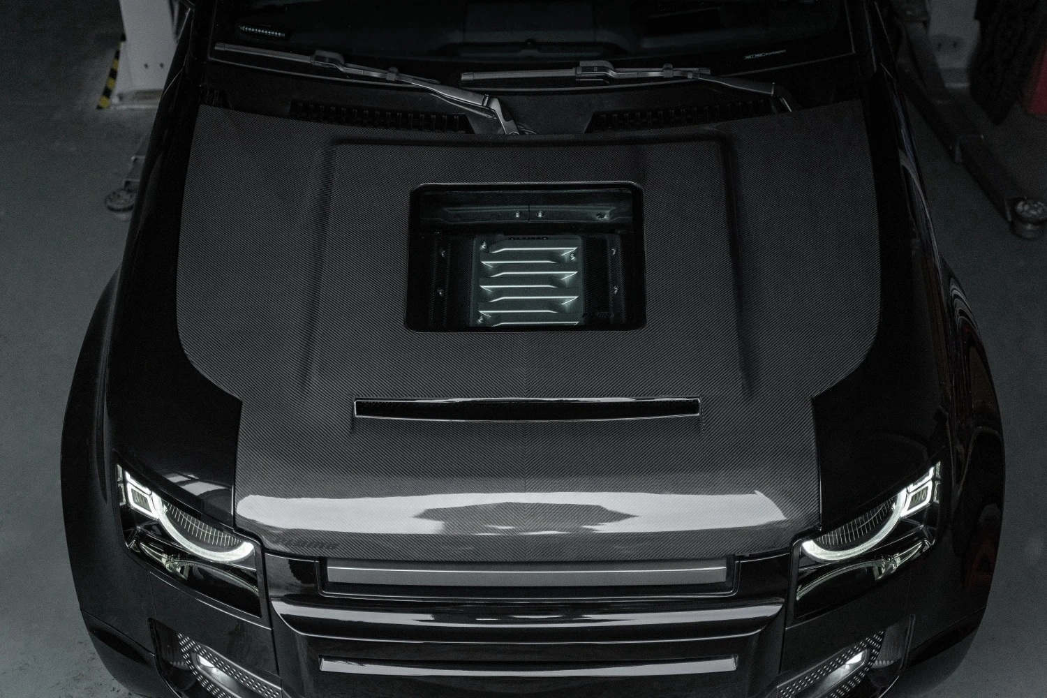 Plumb 2020+ Accessories Parts Carbon Fiber Hood Engine Cover for La-nd Ro-ver Defender L663 110 90