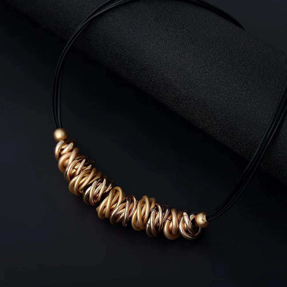 Korean Fashion Neck Chokers Necklace Jewelry for Woman Suspension Chains Vintage Pendants Gothic Accessory 2023 Valentines Day