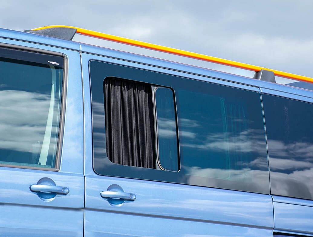 

Универсальная автомобильная шторка-солнцезащита 50x47 см для защиты от солнца и теплоизоляции, для интерьера автодома