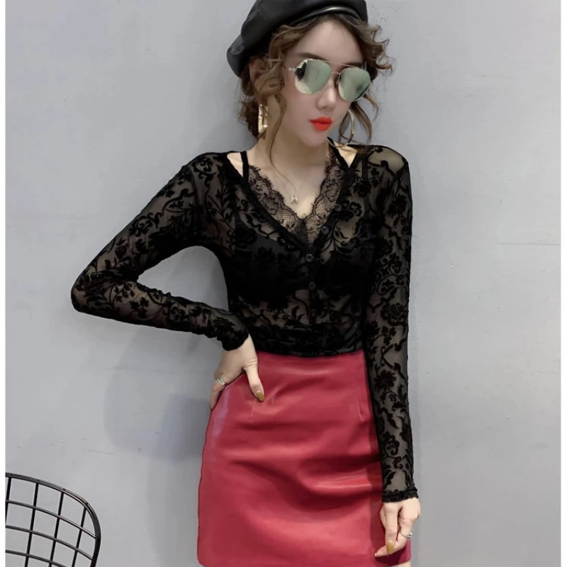 

Spring Autumn V Neck Long Sleeve Slim Lace Hollow Out Temperament Tops Thin Sweet Solid T Shirts Fashion Elegant Women Clothing