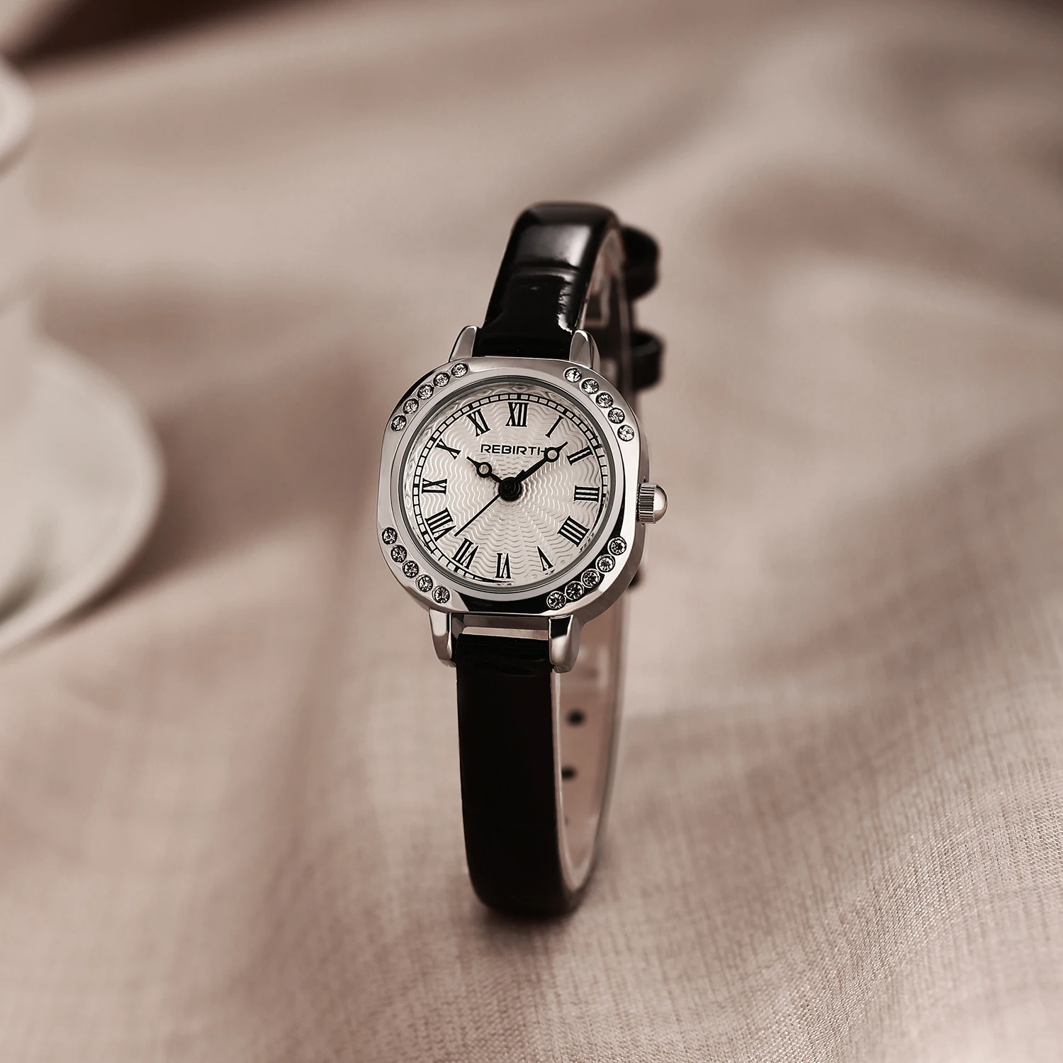 Retro Versatile College-Style Casual Watch Suitable for Everyday Wear