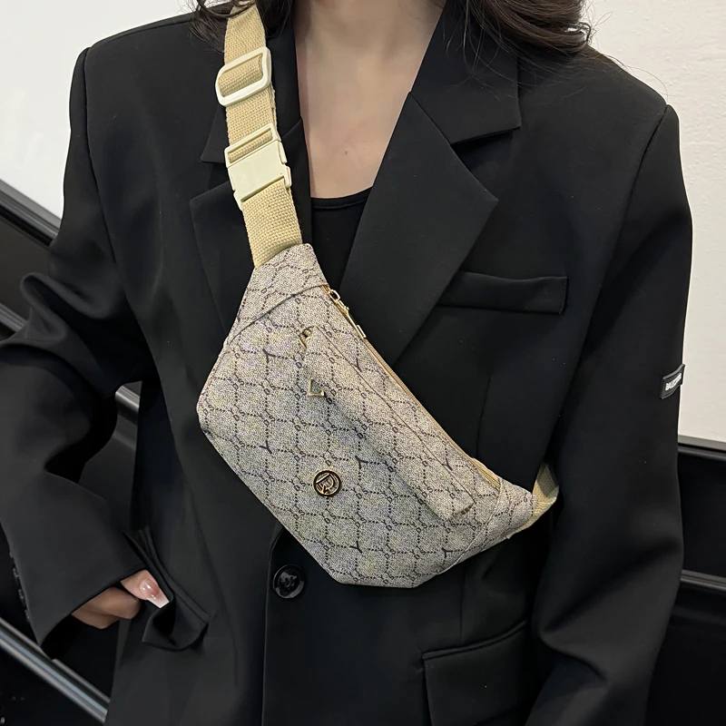 bolsa-transversal-floral-estilo-street-para-mulheres-bolsa-casual-moderna-em-tecido-oxford-com-fecho-de-ziper-e-alca-macia