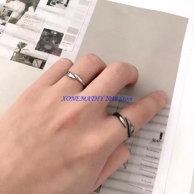 JU17 2x Hip Hop Angel And Devil Couple Rings Men Women Agjustable Open Ring Black White Student Gift Jewelry For Engagement