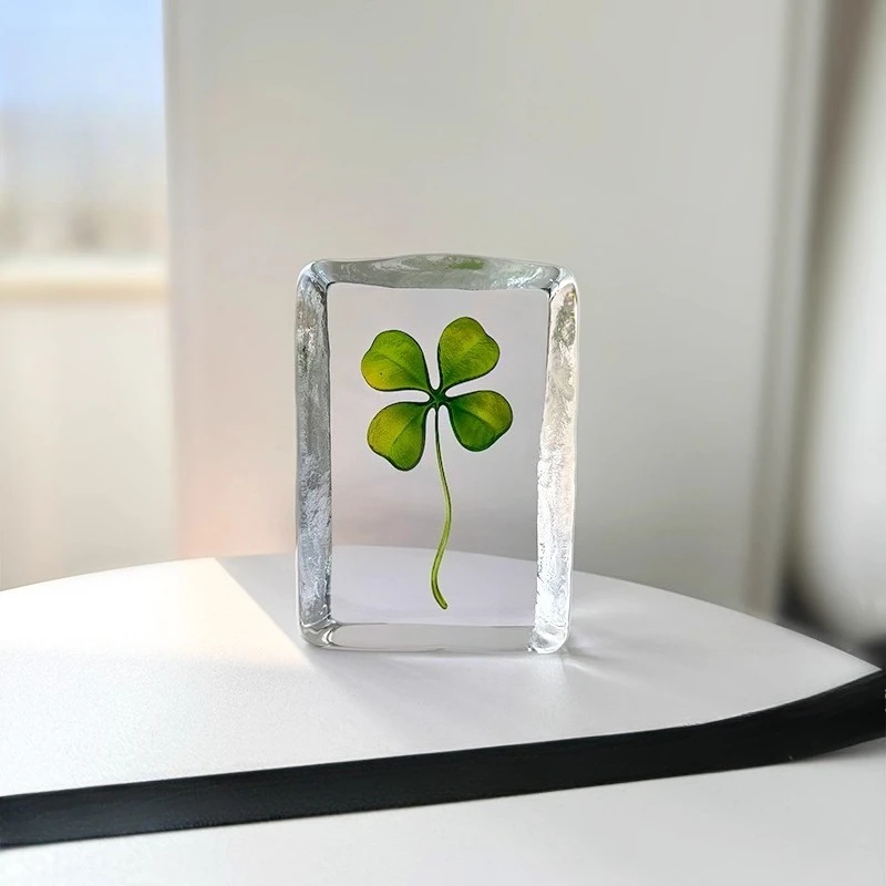 Four-leaf clover clover art desktop ornament blessing gift