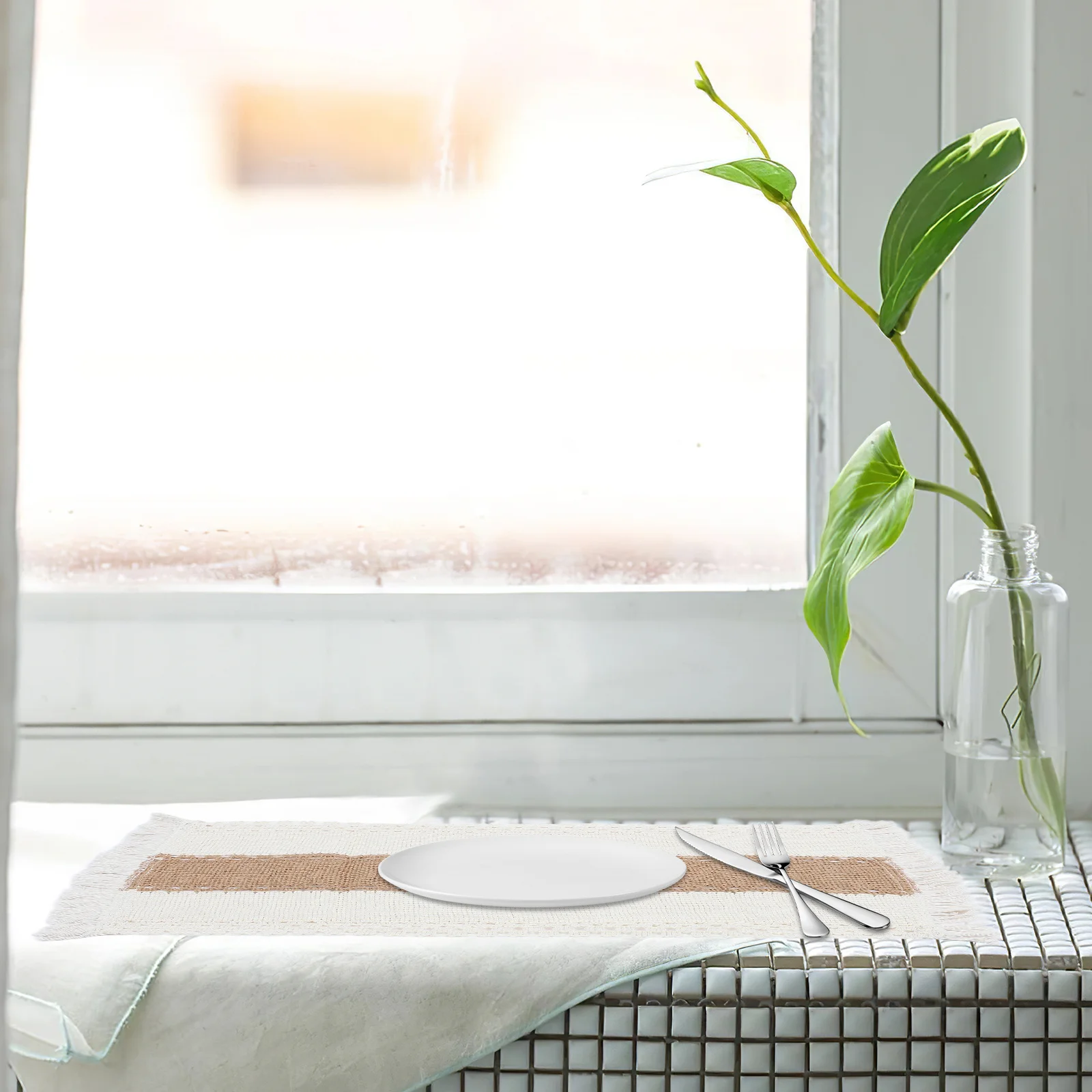 

8Pcs Cotton Linen Woven Placemats Tassel Heat Resistant Dining Table Mats Anti Skid Reusable Rectangular Place Mats for Home