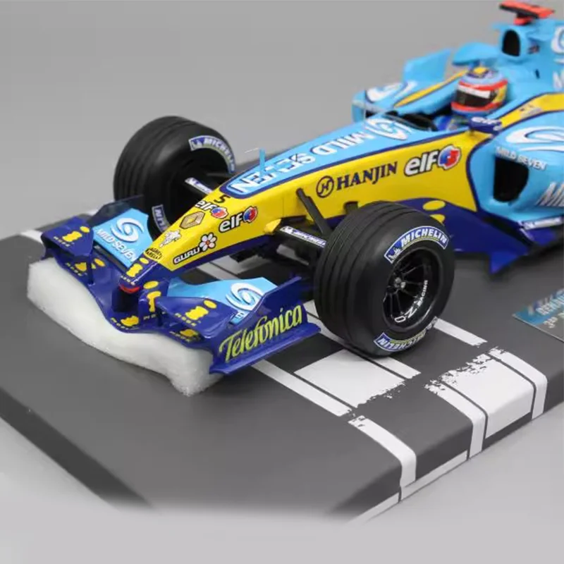 Nouveau en Stock F1 1:18 2005 Minichamps Renault Alonso R25 brésil Grand Prix Simulation Miniature résine modèle de voiture de course jouets cadeaux