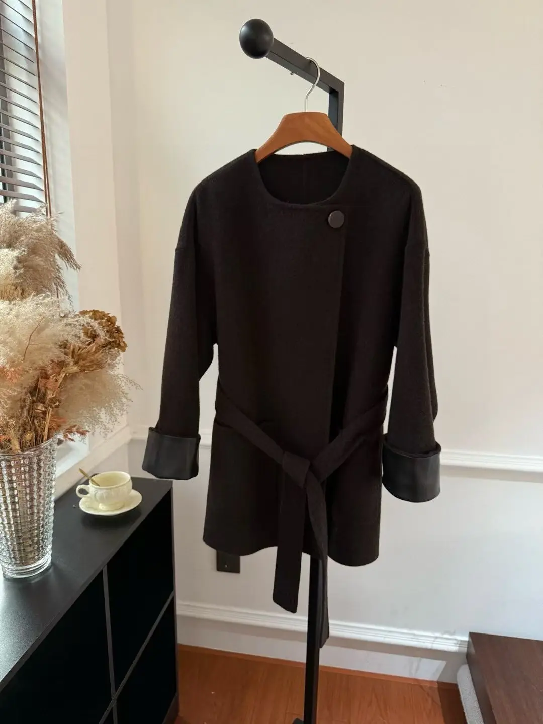 

Winter new French elegant simple clean color thick woolen waist tied coat women's clothing