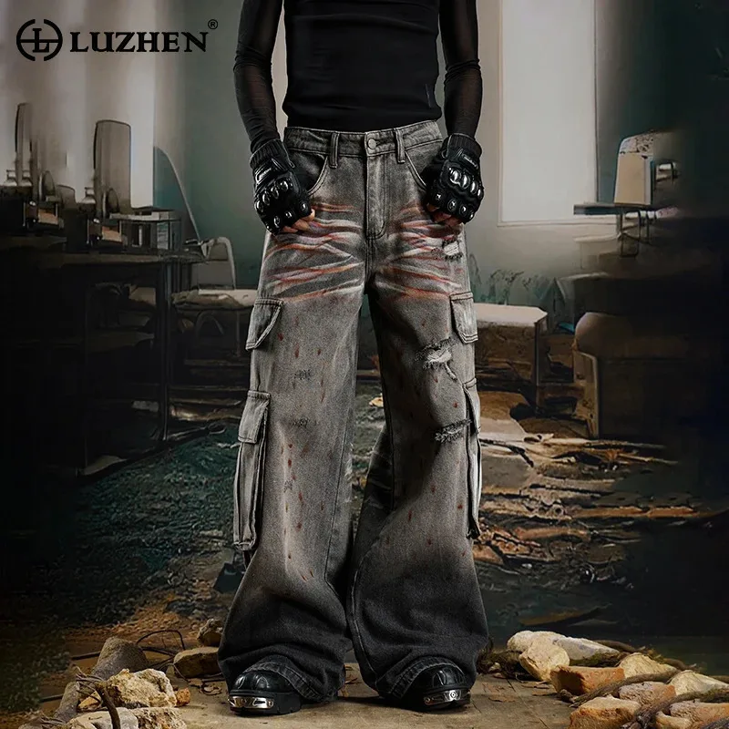 

LUZHEN 2025 Original Streetwear Men's Stylish Multi Pockets Design Loose Straight Cargo Jeans Trendy Wide Leg Denim Pants JY4935