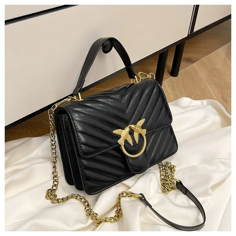 

Quilted Chain Square Bag, Luxury Designer Shoulder Bag, Adjustable Strap Crossbody Purse, Versatile for Women Daily Use