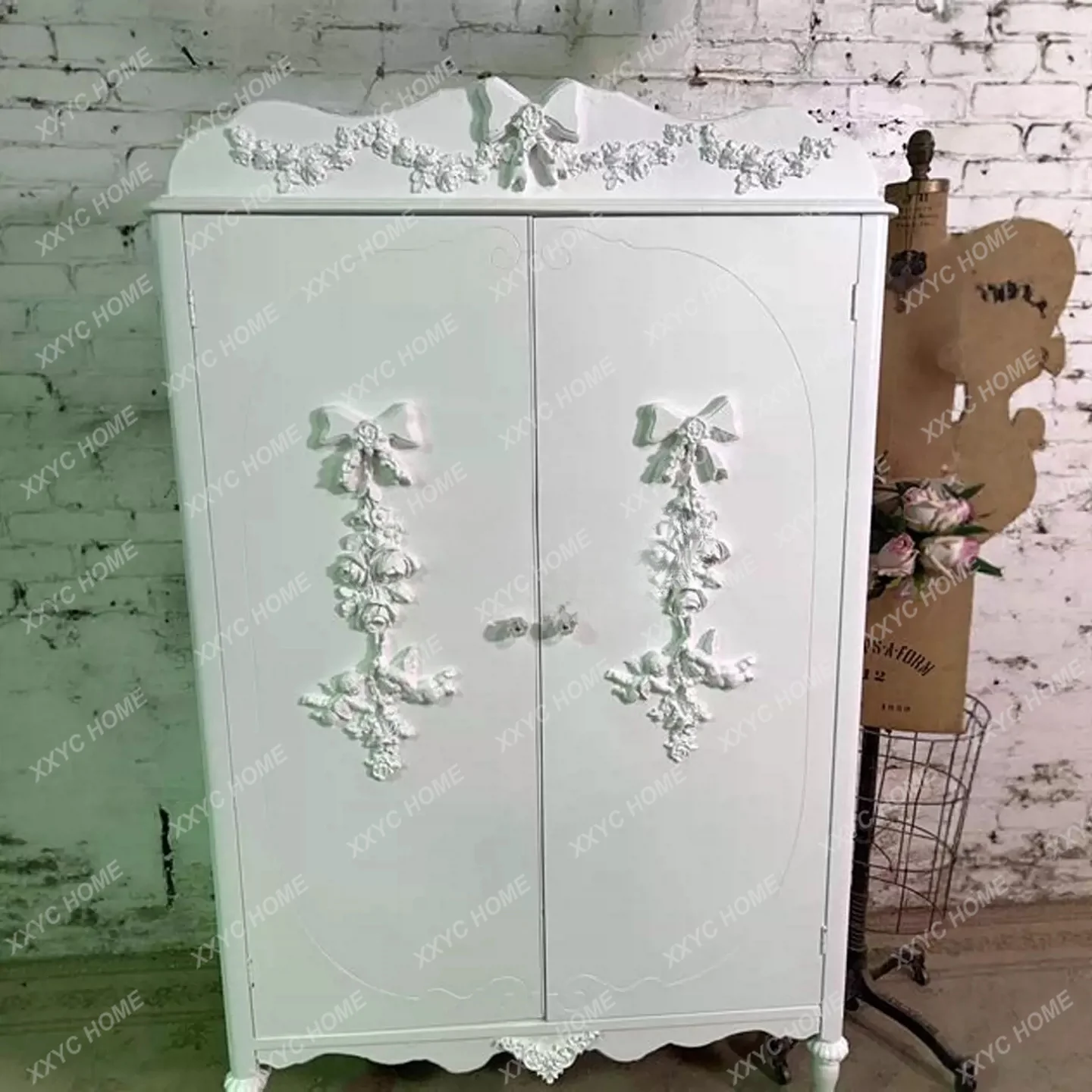 Country solid wood carving flower bow bedroom storage double door wardrobe romantic storage two door wardrobe