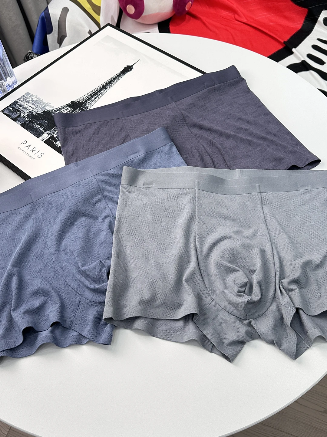 

Гладкие, высокоэластичные, бесшовные мужские трусы-боксеры из модала и льна, без заднего шва, с защитой для здоровья, средней посадки, комплект из трех штук