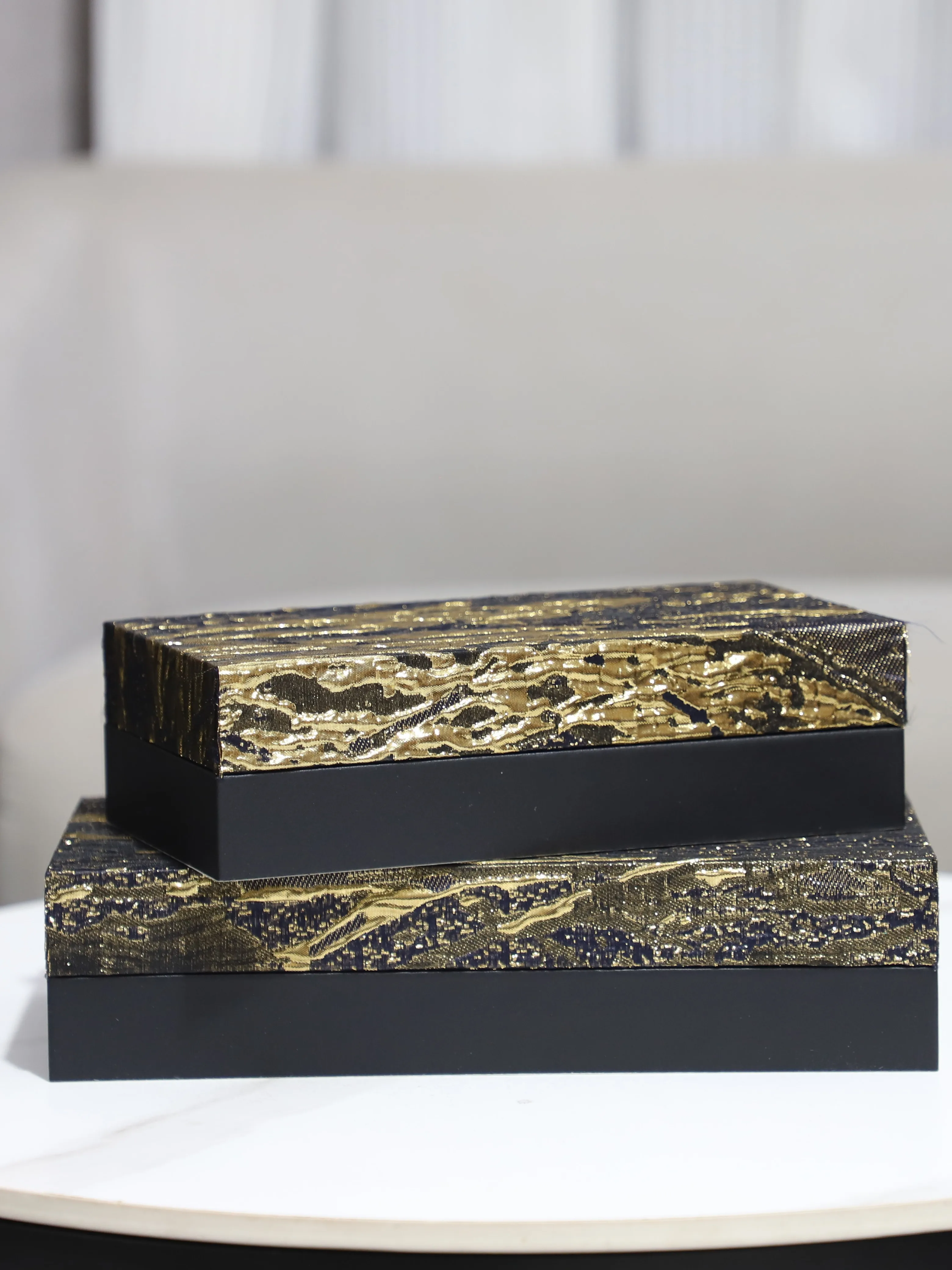 caja-de-almacenamiento-de-cuero-de-alta-gama-estilo-chino-para-dormitorio-armario-maquillaje-joyeria-con-textura-negra