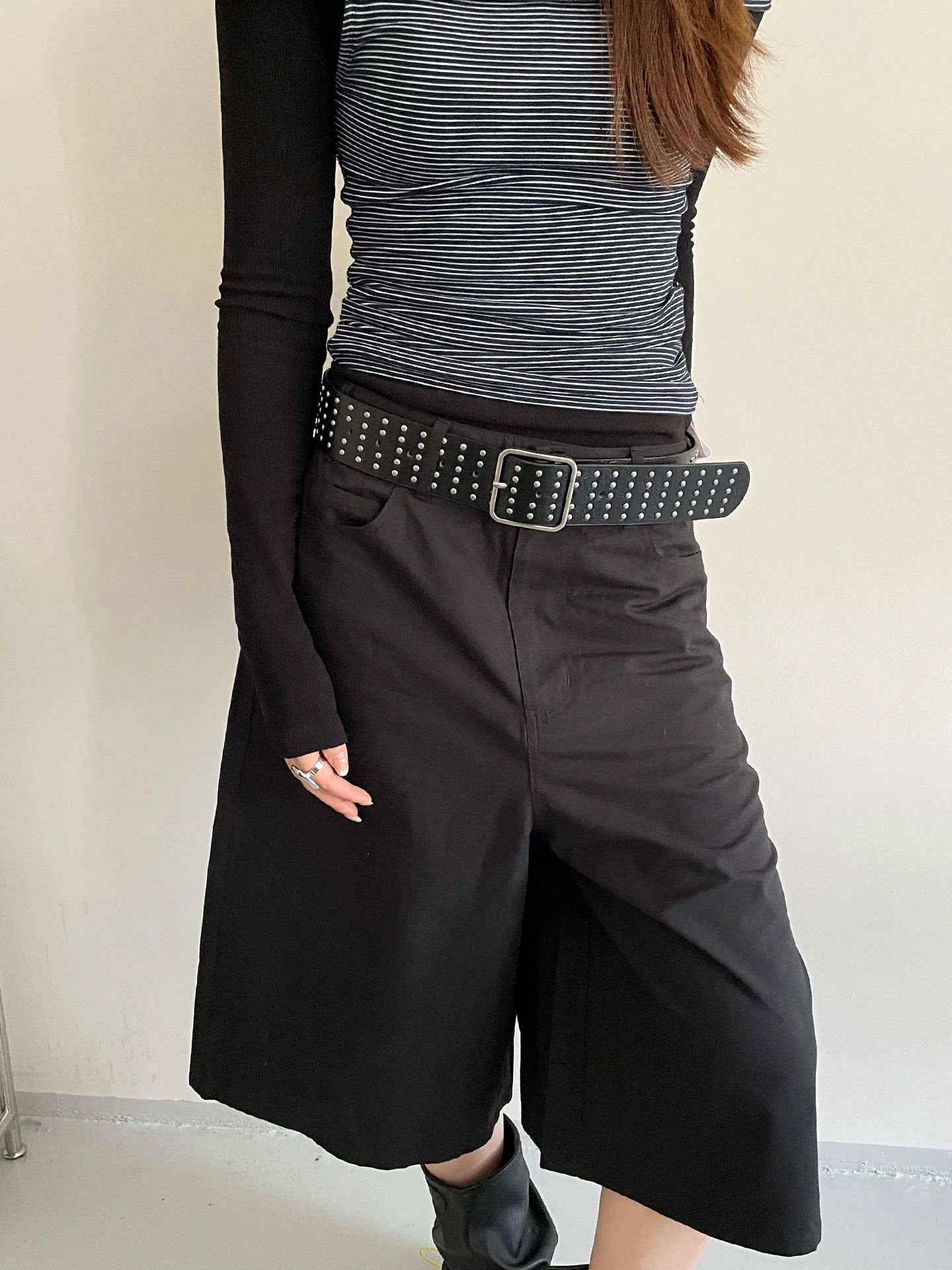 Punk Style Rivet Star Perforated Personalized Leather Belt Decoration European And American Versatile Button Buckle Waist Belt