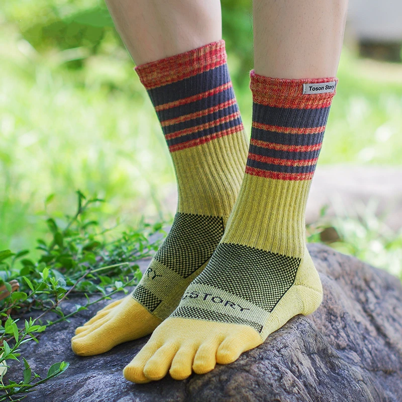 2024 Cotton Men's Sports Five Finger Socks Sweat Absorption Anti-odor Autumn Winter Towel Base Terry Long Tube Split Toe Socks