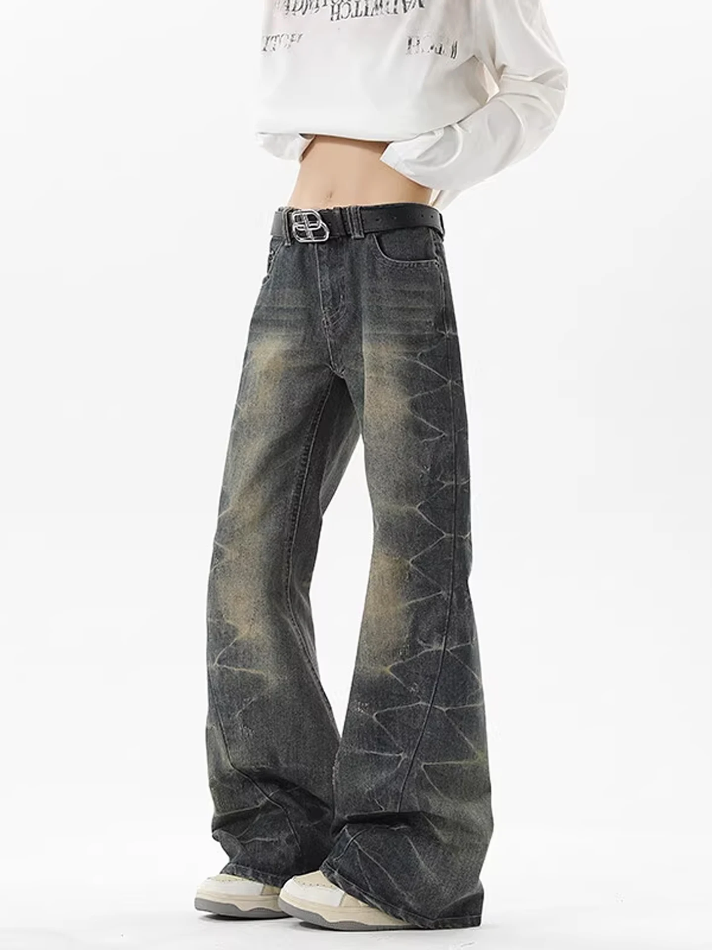 

Мужские джинсы приталенного кроя со средней посадкой, винтажный рваный дизайн с принтом «Молния», повседневные прямые джинсовые брюки, осенняя коллекция, бренд Clea...