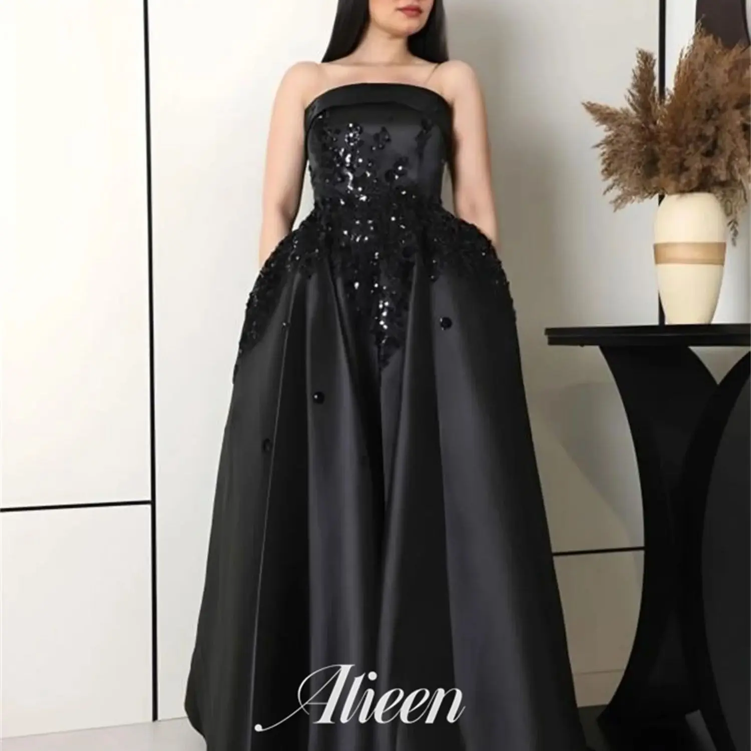 

Customized Strapless Black Satin Sequins Graduation Dresses for Special Occasions Elegant Wedding Party Dress Evening Woman Gala