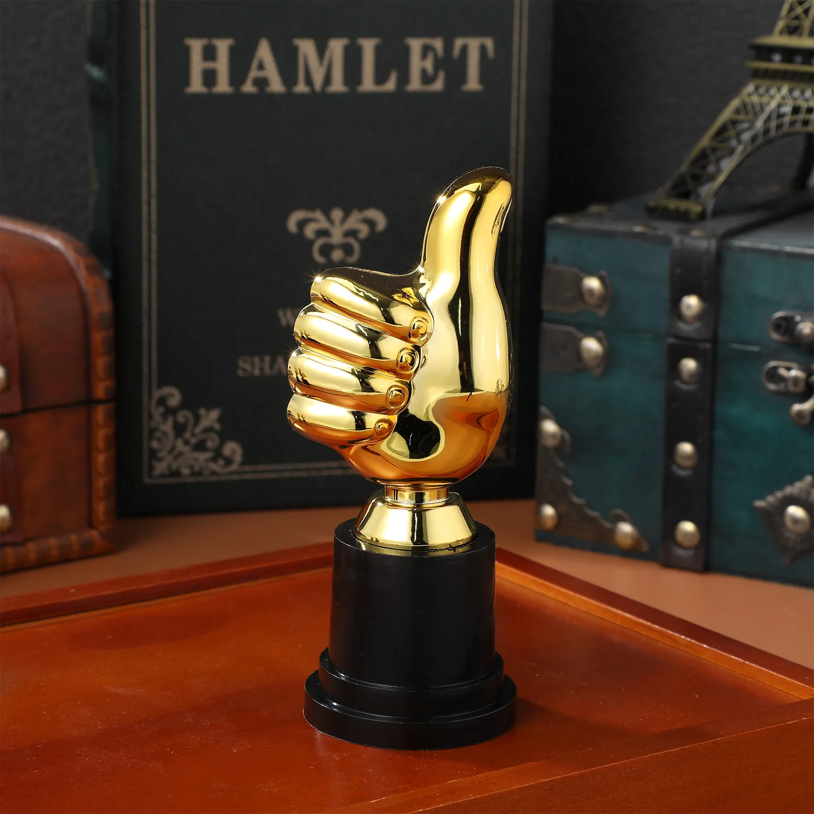 

Набор из 6 миниатюрных пластиковых кубков-трофеев в форме пальца вверх для детских соревнований, вечеринок, награждения победителей, декоративные трофеи в виде пальца вверх