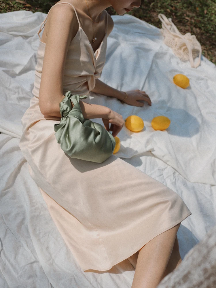 

Bela Studio Spring Summer V-ne Knot Waist-cinching Slim-fit Dr Women's Ins Bloggers Faion Retro Sle Midi Dr