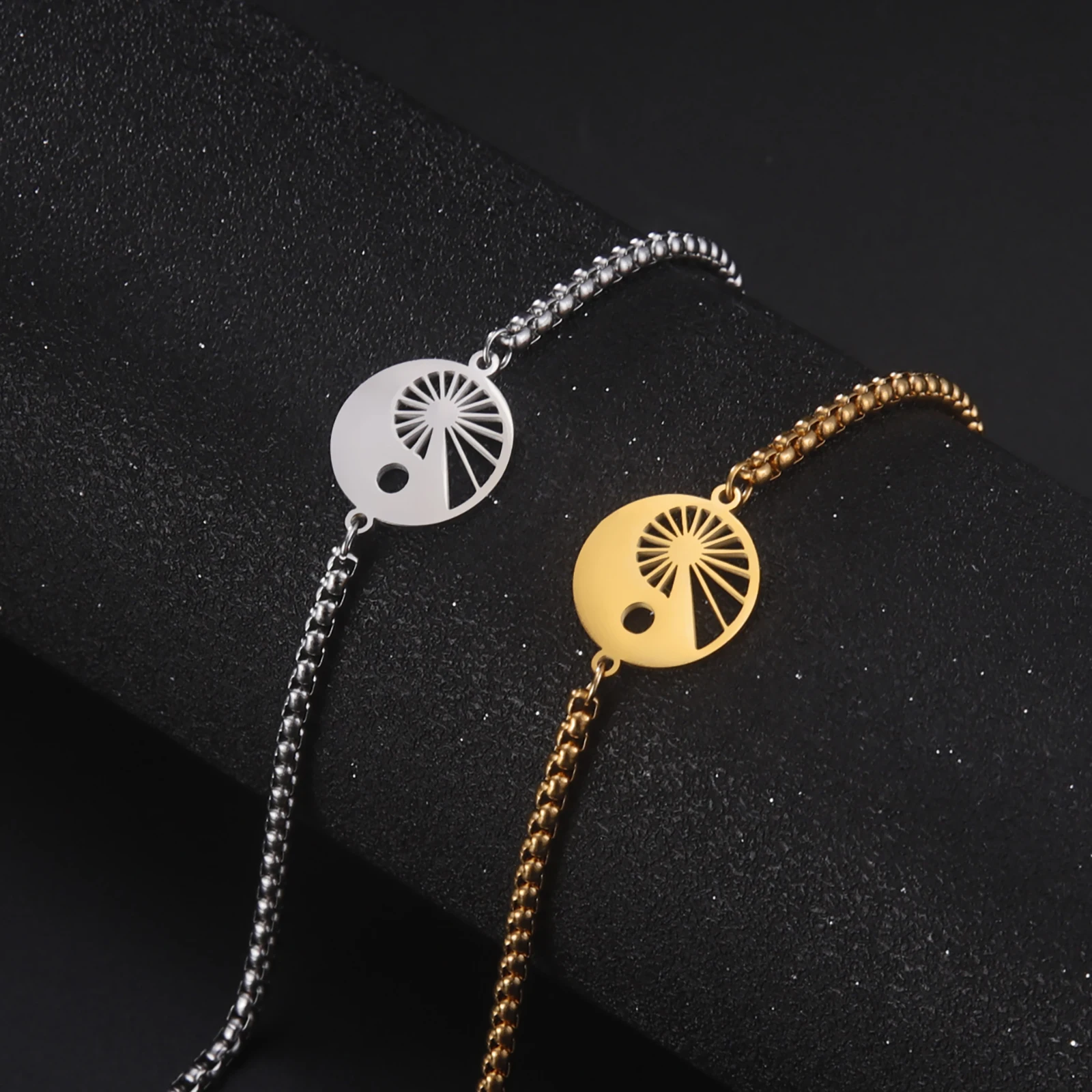 Skyrim Ying Yang Fibonacci Golden Ratio Charm Bracelet Women Men Stainless Steel Box Chain Bracelet on Hand Moon Sun Jewelry