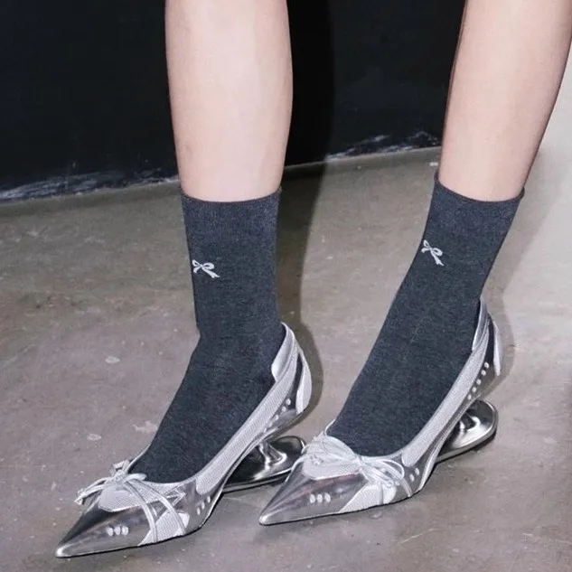 CHMURY Y2K Retro Blanco Negro Punta puntiaguda Tacón especial Zapatillas plateadas Tacones Zapatos para mujer