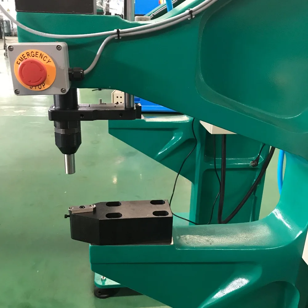 آلة ضغط التثبيت ذات شفة هيدروليكية تعمل بالهواء المضغوط بإطار C #3