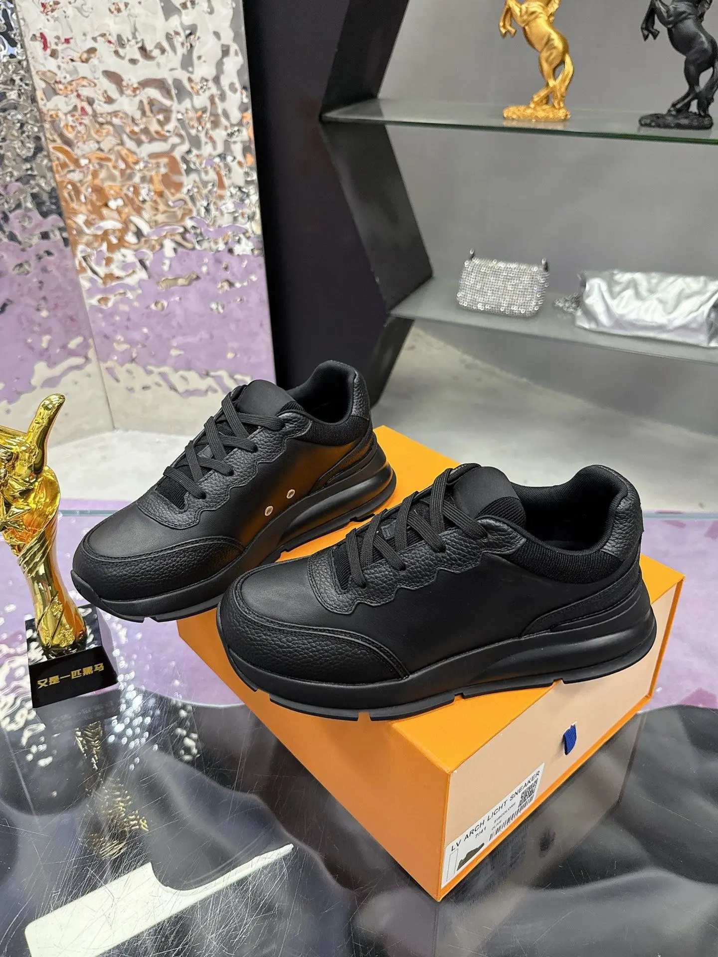Unisex Minimalist Thick Sole Sneakers Full Grain Leather Splicing Lace-up Lightweight Daily Footwear