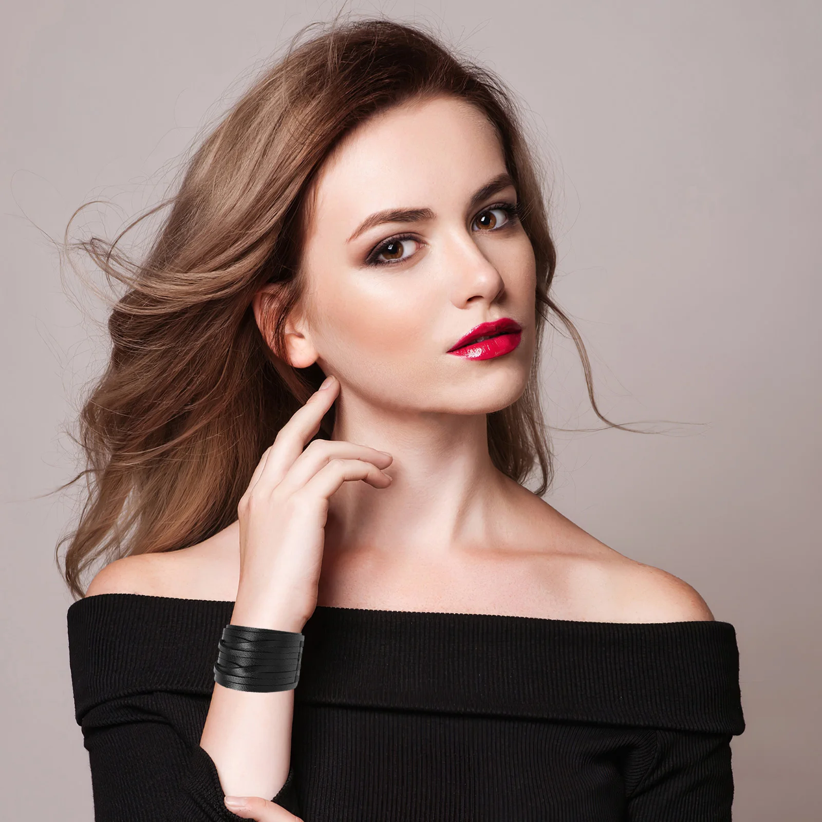 

2Pcs Punk Wide PU Bracelet Men Studded Vintage Wristband Adjustable Punk Style Jewelry Outdoor Casual Men‘s Bracelet