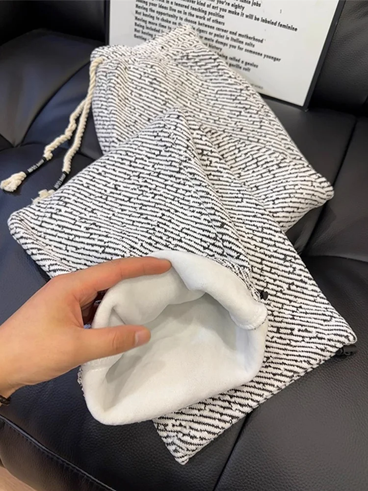 

Утепленные вязаные брюки на флисовой подкладке в черно-белую полоску для мужчин и женщин, повседневные брюки, осенне-зимние теплые брюки прямого кроя