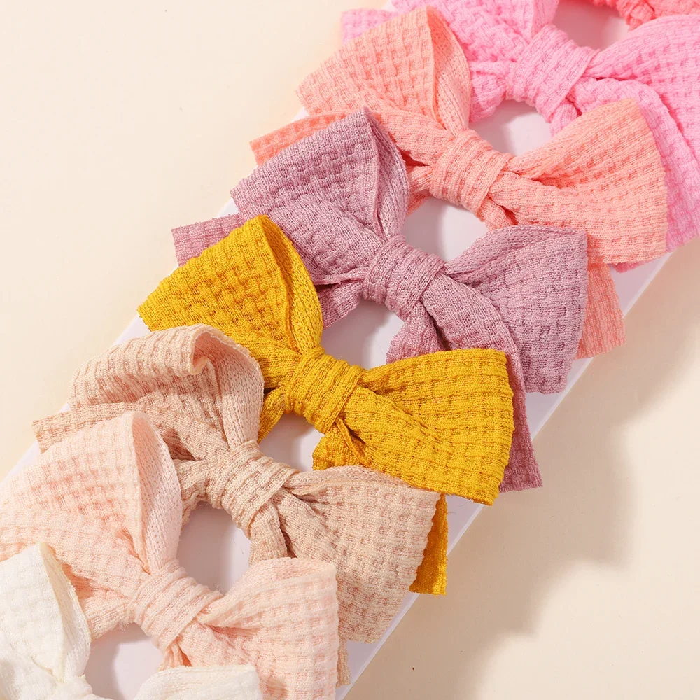 10er-Set klassische Haarspangen mit Maismuster, Mädchen-Haarschleifen aus Legierung, einfarbige Schleifen-Haarspangen, Haarschmuck-Clips, Großhandelsgeschenke
