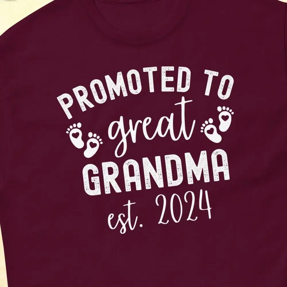 Promoted To Great Grandma 2024 T Shirt Pregnancy Announcement Grandparents Grandparent Mothers Day