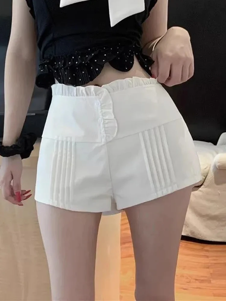 

Sexy Slim Sweet White Shorts Women Fashion Ruffles Low Waist Streetwear Shorts Casual Summer Female Chic Ins All Match Shorts