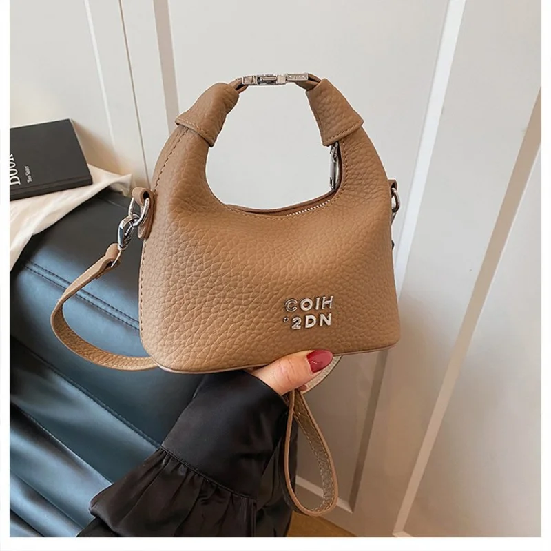 

Exquisite Messenger Bag For Ladies, Designer Leather Shoulder Bag, Handbags By Luxury Brand Elegant