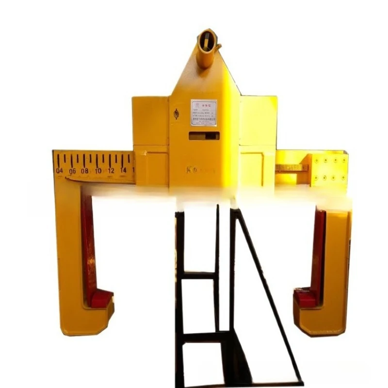 Electric horizontal roll clamp, electric horizontal roll clamp spreader, steel coil spreader