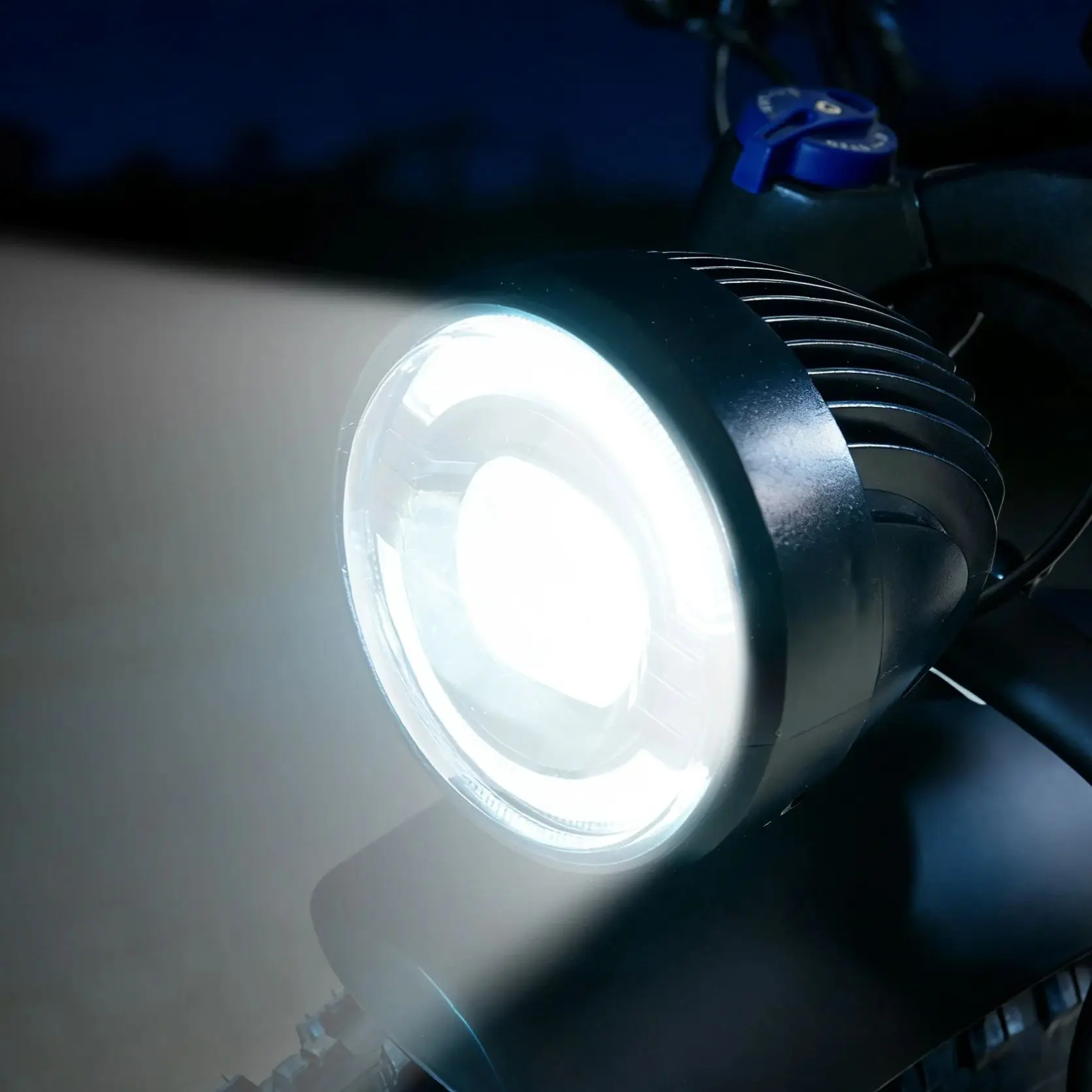 AliExpress NONE Waterproof Front Light for Mountain Bikes E-Bike Headlight with Horn  Motorcycles electric bicycle Daytime Running & Low Beam A