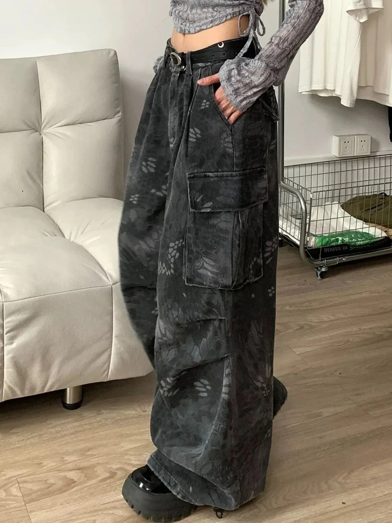 Spodnie cargo damskie khaki jesienne nylonowe rozszerzane bootcut streetwearowe luźne patchworkowe w stylu amerykańskim postarzane sprane edgy seksowne