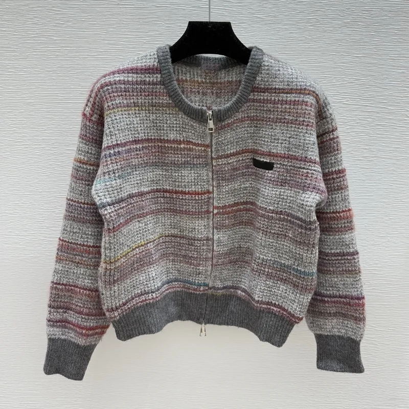 

Высококачественный полосатый контрастный женский кардиган на молнии с лоскутным тканевым свитером, осенне-зимняя одежда 251004199