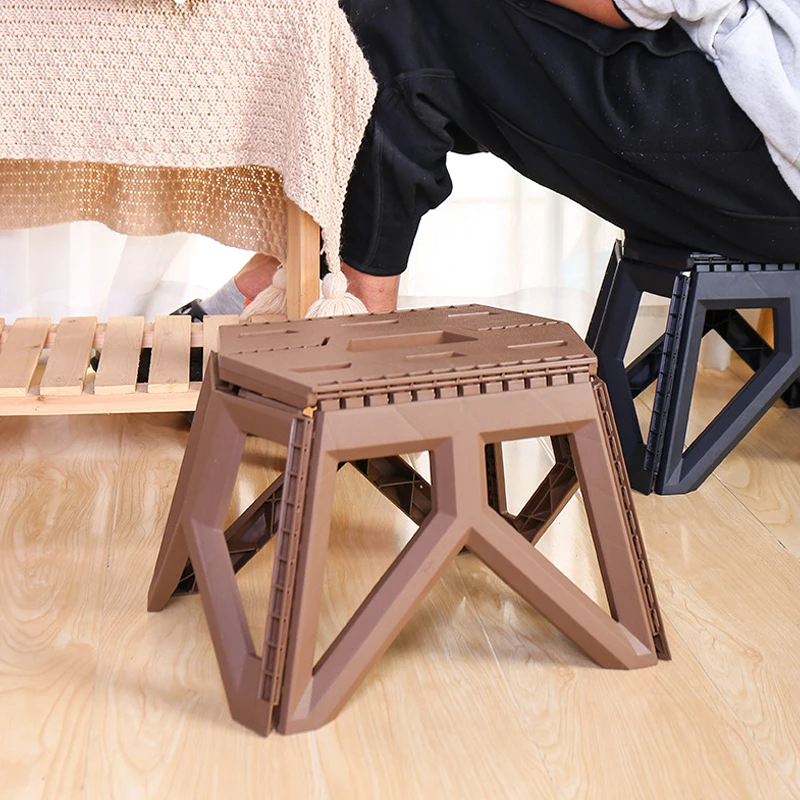 Outdoor Portable Folding Stool Camping Portable Plastic Stool Durable Mini Chair Fishing Square Camping Stool